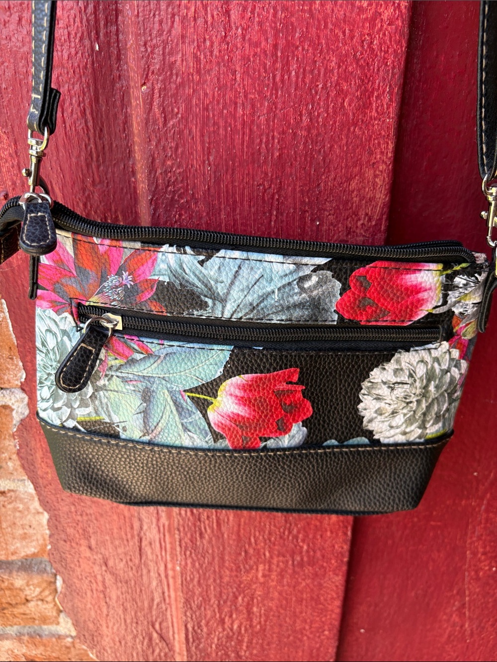 Floral crossbody - Picture 4 of 5